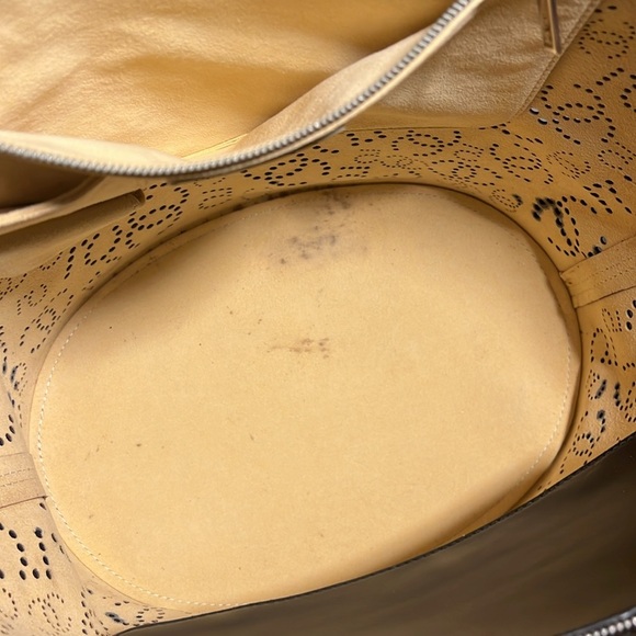 Retail $5000 Chanel tote leather bag authentic rare - Picture 15 of 17